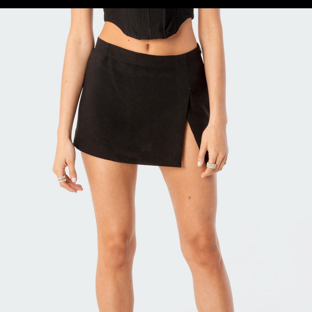 Edikted black skirt